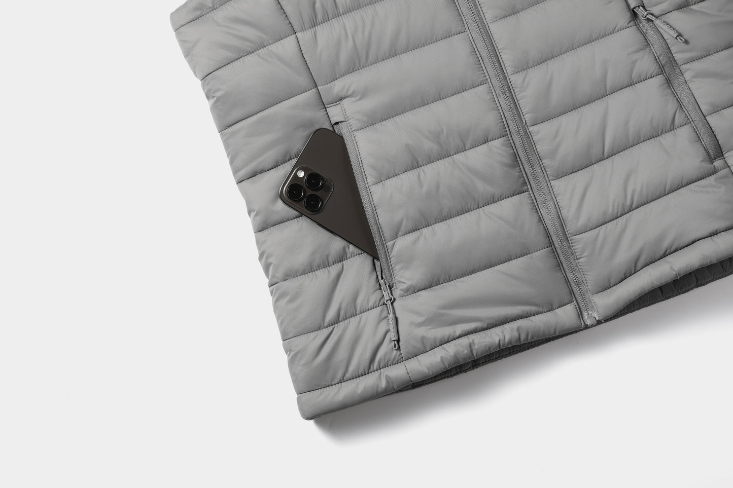 Women's Classic Heated Vest - Black/Off-White/Gray
