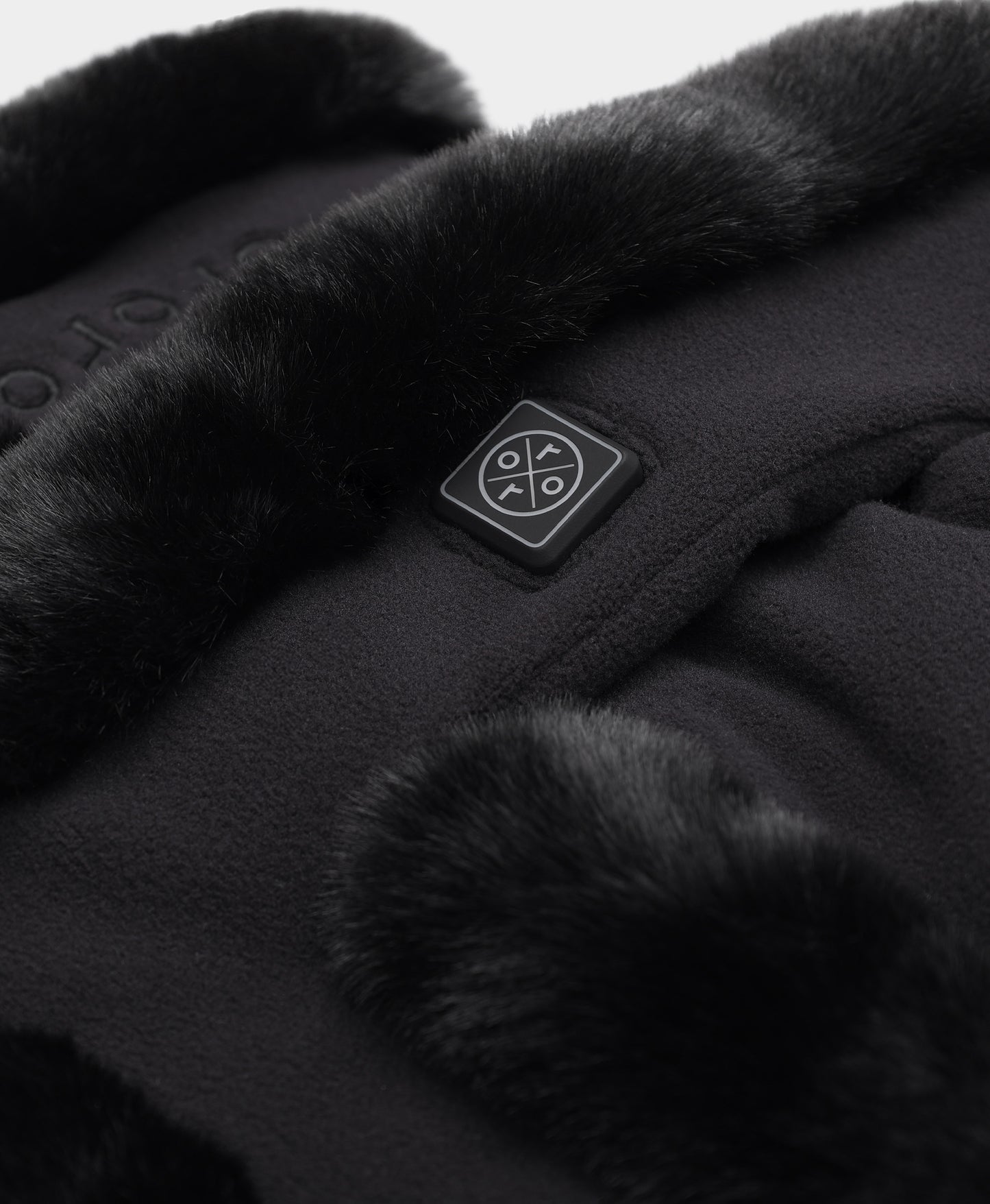 Queen Cove Unisex Heated Faux Fur Fleece Scarf